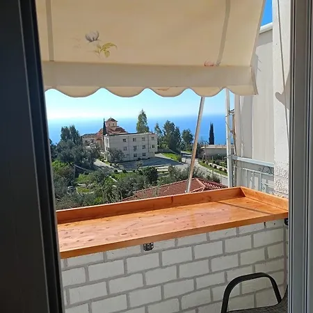 Maria's 3 *